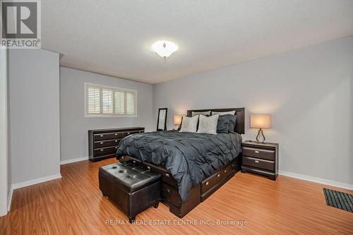 129 Hopewell Road, Oakville, ON - Indoor Photo Showing Bedroom