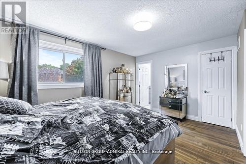 2840 Tradewind Drive, Mississauga, ON - Indoor Photo Showing Bedroom