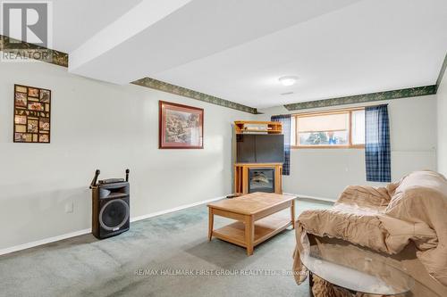 2679 Cooper Road, Madoc, ON - Indoor Photo Showing Other Room