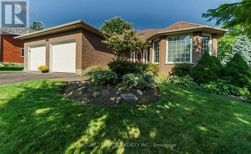 1612 Waddell Avenue, Peterborough (Monaghan), ON - Outdoor