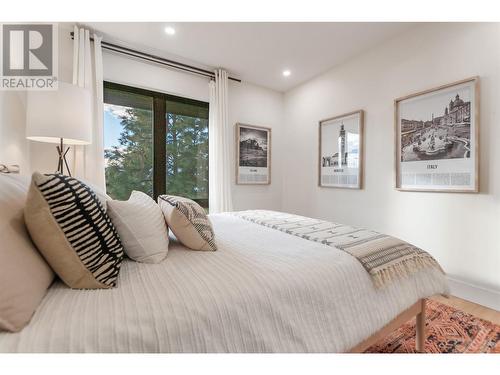 2710 Workman Place, Naramata, BC - Indoor Photo Showing Bedroom