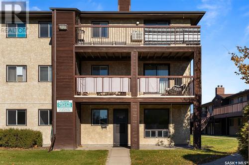 110 31 Rodenbush Drive, Regina, SK - Outdoor With Facade