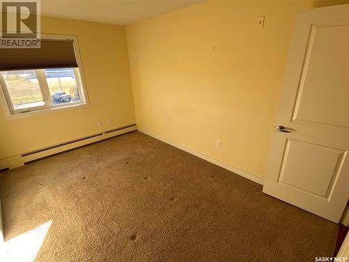 205 333 Morrison Drive, Yorkton, SK - Indoor Photo Showing Other Room