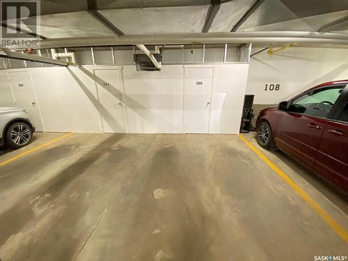 205 333 Morrison Drive, Yorkton, SK - Indoor Photo Showing Garage