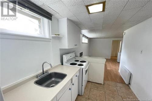 16 Downsview Avenue, Moncton, NB - Indoor Photo Showing Kitchen