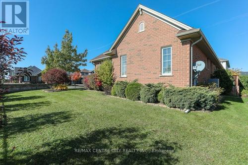 27 Peach Tree Boulevard, St. Thomas, ON - Outdoor