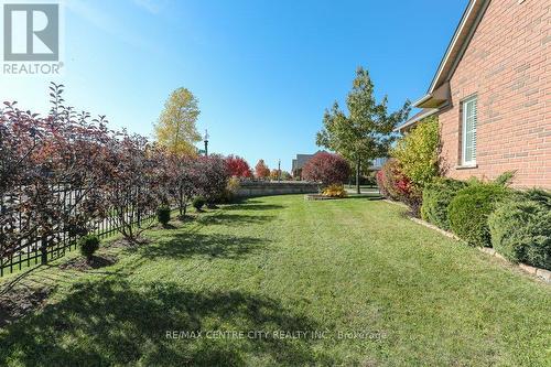 27 Peach Tree Boulevard, St. Thomas, ON - Outdoor