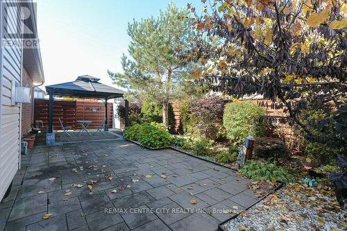 27 Peach Tree Boulevard, St. Thomas, ON - Outdoor