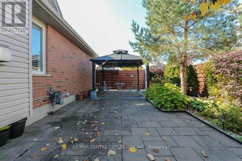 27 Peach Tree Boulevard, St. Thomas, ON - Outdoor With Exterior