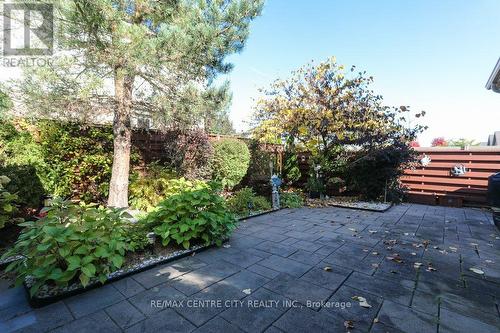 27 Peach Tree Boulevard, St. Thomas, ON - Outdoor