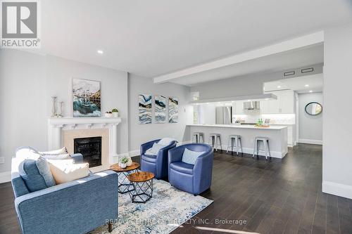 201 - 280 Queens Avenue, London, ON - Indoor Photo Showing Living Room With Fireplace