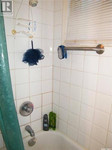 106 1St Avenue, Middle Lake, SK - Indoor Photo Showing Bathroom