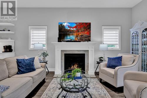 23 Sassafras Row, Fort Erie, ON - Indoor Photo Showing Living Room With Fireplace