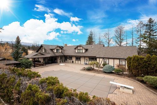 3310 Mathews Road, Kelowna, BC - Outdoor