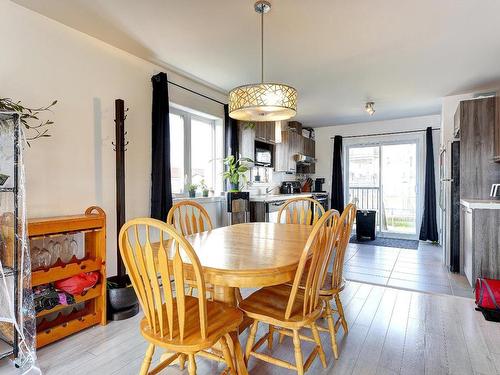 Vue d'ensemble - 122  - 122A Rue Des Torrents, Sainte-Sophie, QC - Indoor Photo Showing Dining Room