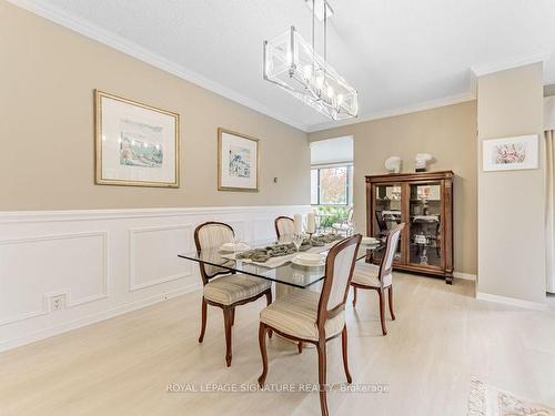 102-1 Concorde Pl, Toronto, ON - Indoor Photo Showing Dining Room