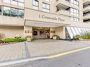 102-1 Concorde Pl, Toronto, ON  - Outdoor 