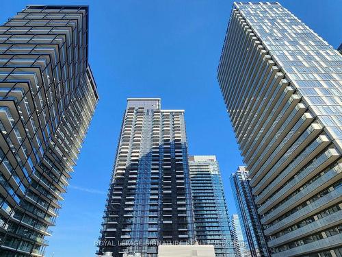 1518-108 Peter St, Toronto, ON - Outdoor With Facade