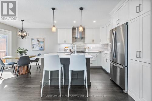 1199 Blackwell Boulevard, London, ON - Indoor Photo Showing Kitchen With Upgraded Kitchen