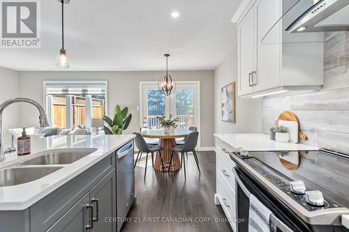 1199 Blackwell Boulevard, London, ON - Indoor Photo Showing Kitchen With Double Sink With Upgraded Kitchen