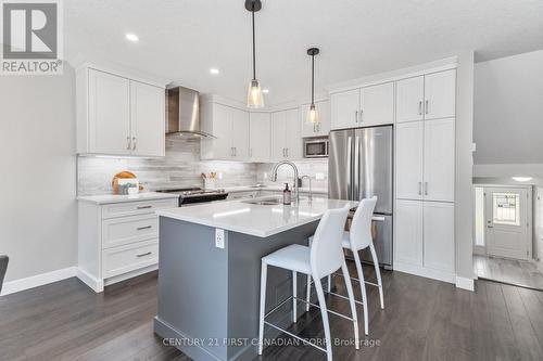 Eat in kitchen - 1199 Blackwell Boulevard, London, ON - Indoor Photo Showing Kitchen With Upgraded Kitchen