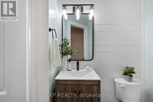 304 Swindells Street, Clarington (Bowmanville), ON - Indoor Photo Showing Bathroom