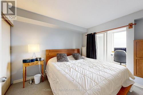 603 - 711 Rossland Road E, Whitby (Pringle Creek), ON - Indoor Photo Showing Bedroom