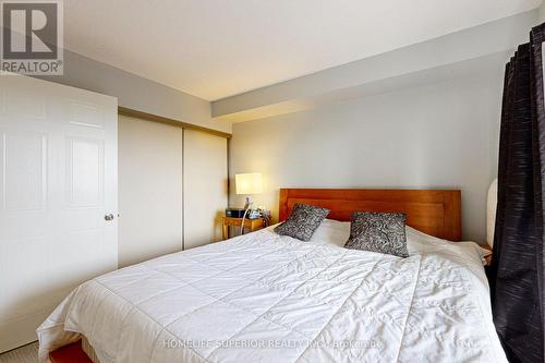 603 - 711 Rossland Road E, Whitby (Pringle Creek), ON - Indoor Photo Showing Bedroom