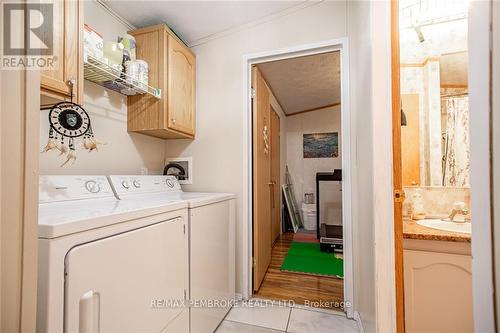 77 Pinehurst, Petawawa, ON - Indoor Photo Showing Laundry Room