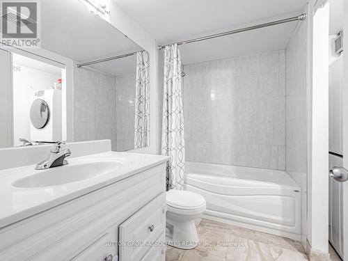 604 - 44 Gerrard Street W, Toronto, ON - Indoor Photo Showing Bathroom