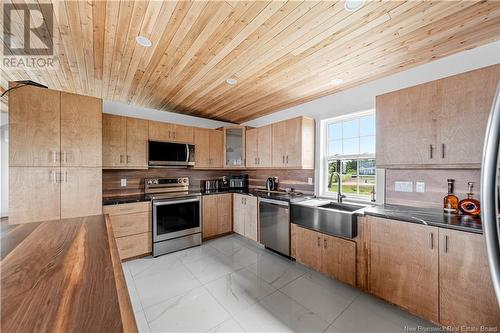 494 Cocagne Sud, Cocagne, NB - Indoor Photo Showing Kitchen