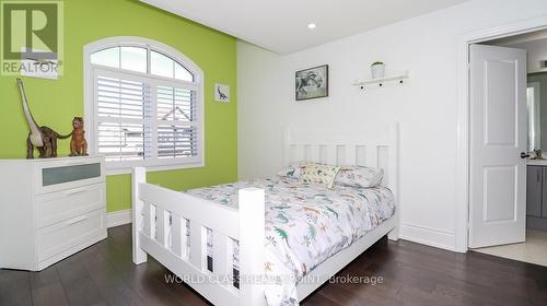 967 Barton Way, Innisfil, ON - Indoor Photo Showing Bedroom