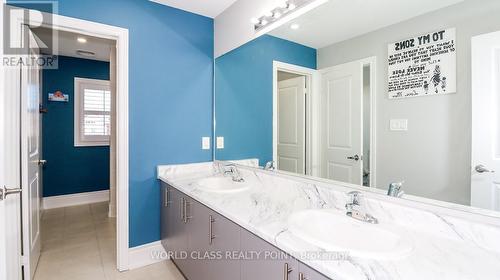 967 Barton Way, Innisfil, ON - Indoor Photo Showing Bathroom