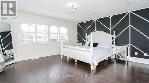 967 Barton Way, Innisfil, ON - Indoor Photo Showing Bedroom