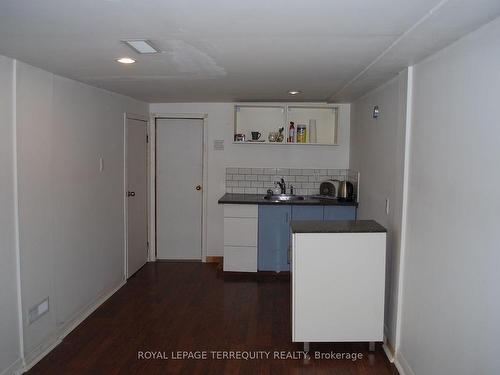 13 Fourteenth St, Toronto, ON - Indoor Photo Showing Kitchen