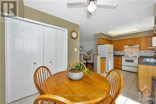 14 - 1701 Blohm Drive, Ottawa, ON - Indoor Photo Showing Dining Room