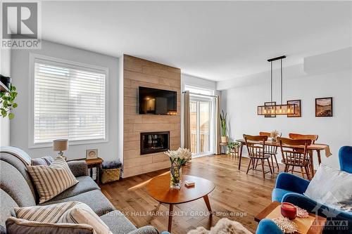 262 Munro Street, Carleton Place, ON - Indoor Photo Showing Living Room With Fireplace