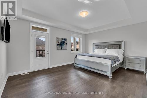 3298 Charles Fay Pass, Oakville, ON - Indoor Photo Showing Bedroom