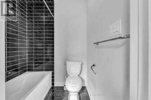 3298 Charles Fay Pass, Oakville, ON - Indoor Photo Showing Bathroom