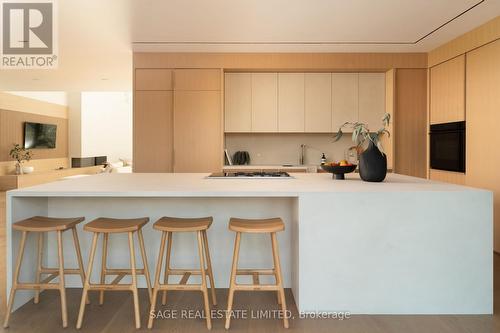 38 Ravensbourne Crescent, Toronto, ON - Indoor Photo Showing Kitchen