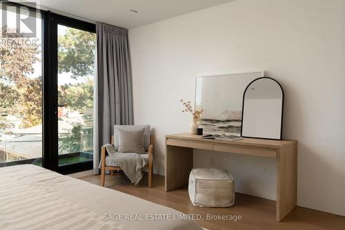 38 Ravensbourne Crescent, Toronto, ON - Indoor Photo Showing Bedroom