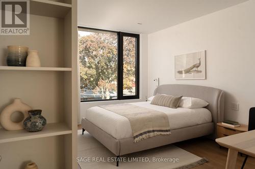 38 Ravensbourne Crescent, Toronto, ON - Indoor Photo Showing Bedroom