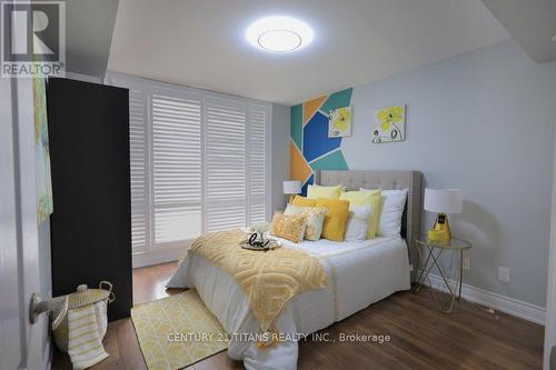 720 - 60 Dunsheath Way, Markham, ON - Indoor Photo Showing Bedroom