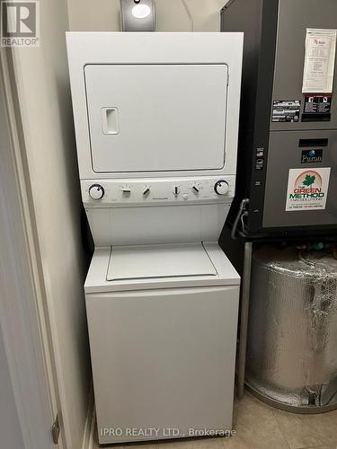 510 - 33 Whitmer Street, Milton, ON - Indoor Photo Showing Laundry Room