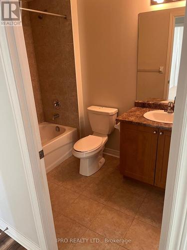 510 - 33 Whitmer Street, Milton, ON - Indoor Photo Showing Bathroom