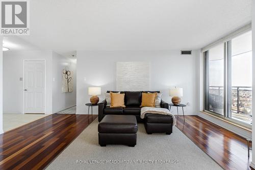 1512 - 20 Cherrytree Drive, Brampton, ON - Indoor Photo Showing Living Room