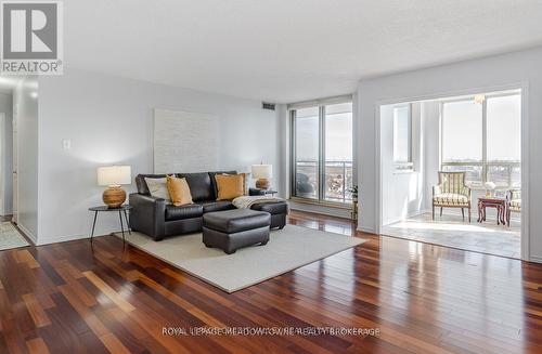 1512 - 20 Cherrytree Drive, Brampton, ON - Indoor Photo Showing Living Room