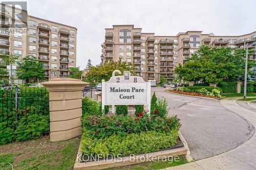 702 - 8 Maison Parc Court, Vaughan, ON - Outdoor With Balcony With Facade