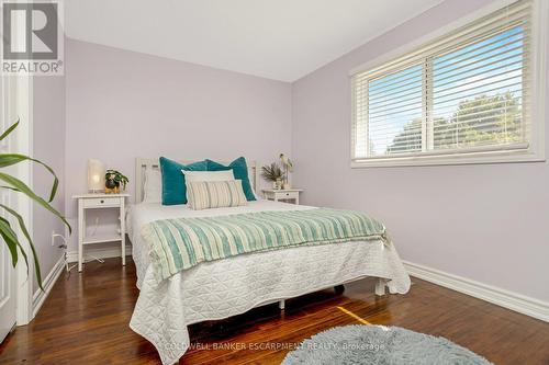 264 Mcdonald Boulevard, Halton Hills, ON - Indoor Photo Showing Bedroom