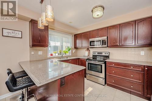 47 Vanhorne Close, Brampton, ON - Indoor Photo Showing Kitchen